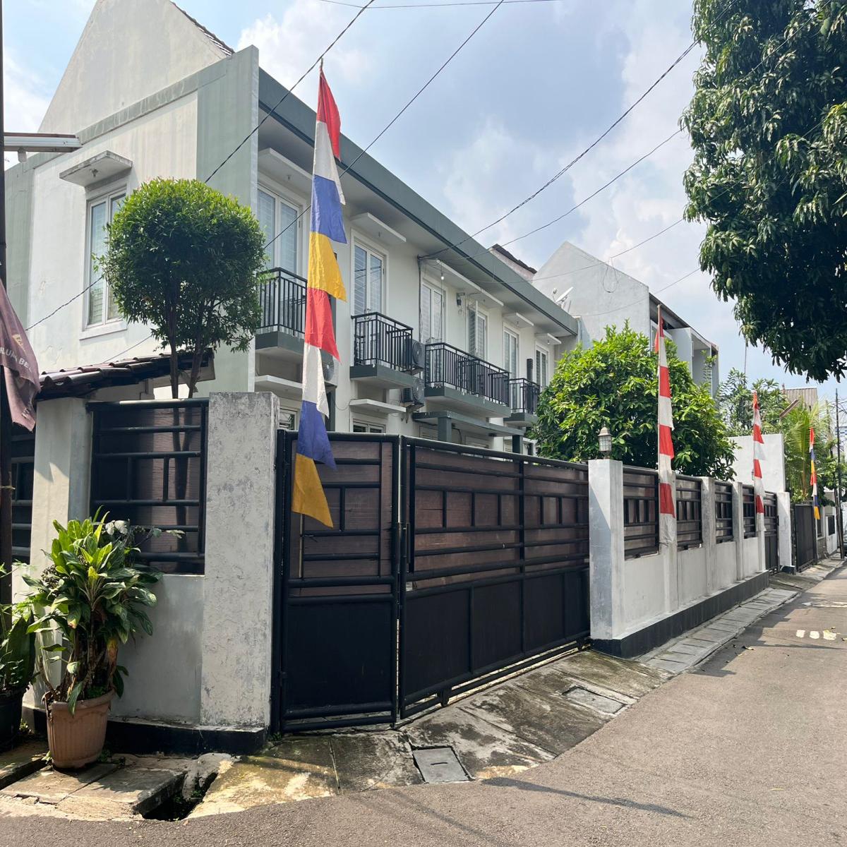 Rumah & Kos-kosan 20 Kamar - Foto 2