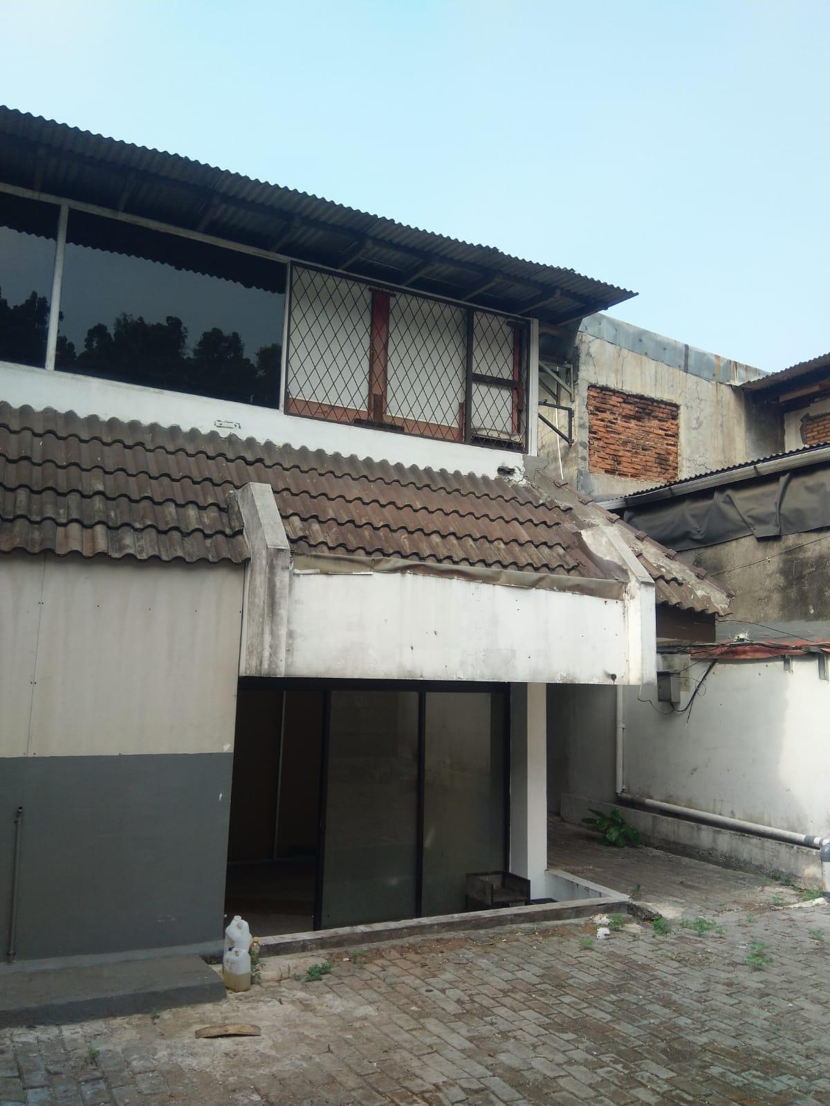 Dijual Cepat Ruko 2 Lantai Depan RS Pondok Indah Jakarta Selatan - Foto 3