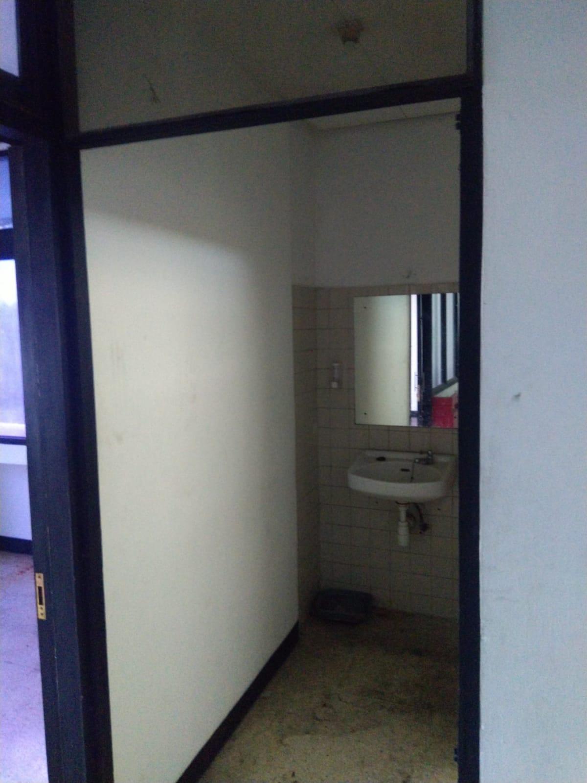 Dijual Cepat Ruko 2 Lantai Depan RS Pondok Indah Jakarta Selatan - Foto 15