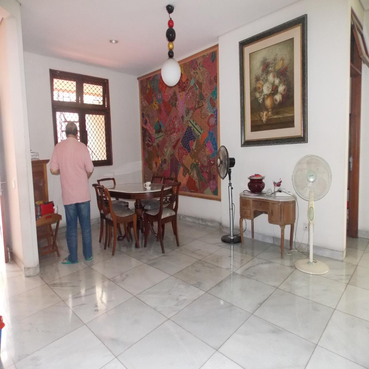 rumah cantik dengan swiming pool di Cilandak Jakarta Selatan - Foto 2