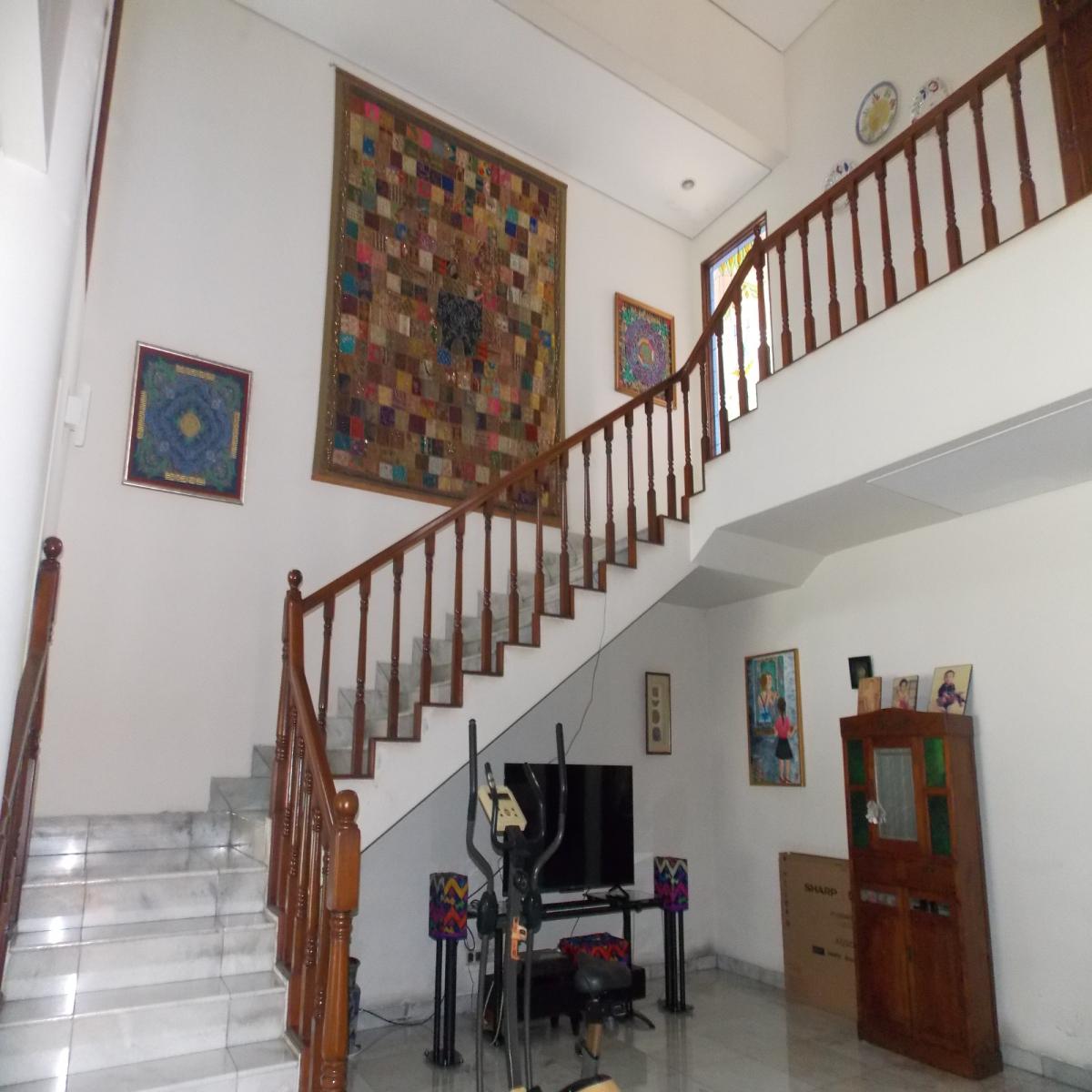 rumah cantik dengan swiming pool di Cilandak Jakarta Selatan - Foto 7