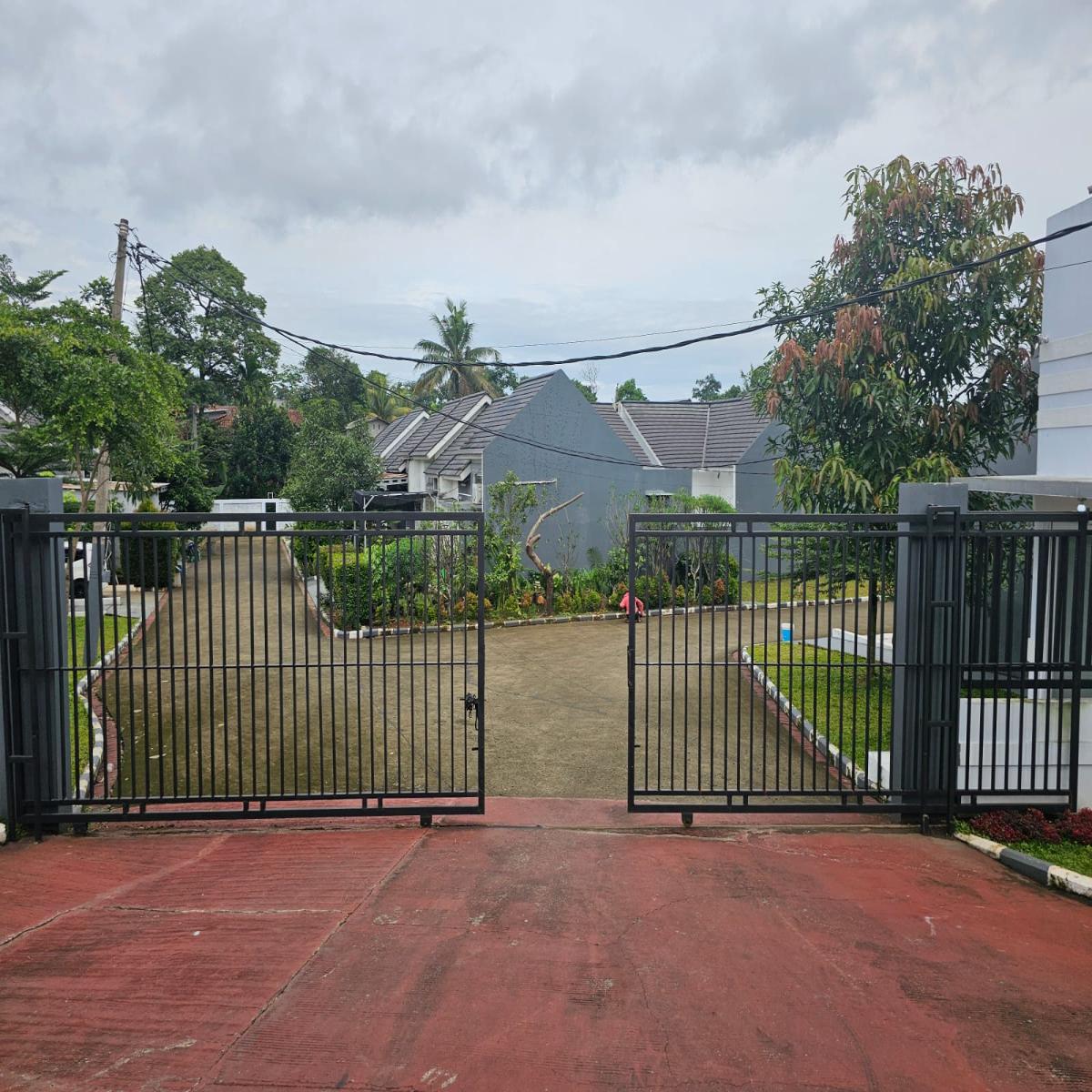 Dijual Rumah Green Taha Residence Tajur Halang Bogor Tipe Hook, Siap Huni Dekat dengan Tol Exit Kayu Manis