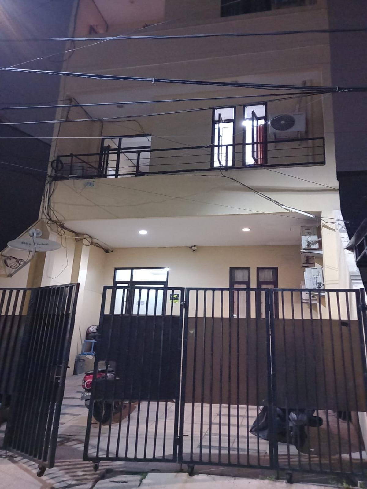 Dijual Rumah Kos-kos an di Kelapa Molek Jakarta Utara - Foto 4
