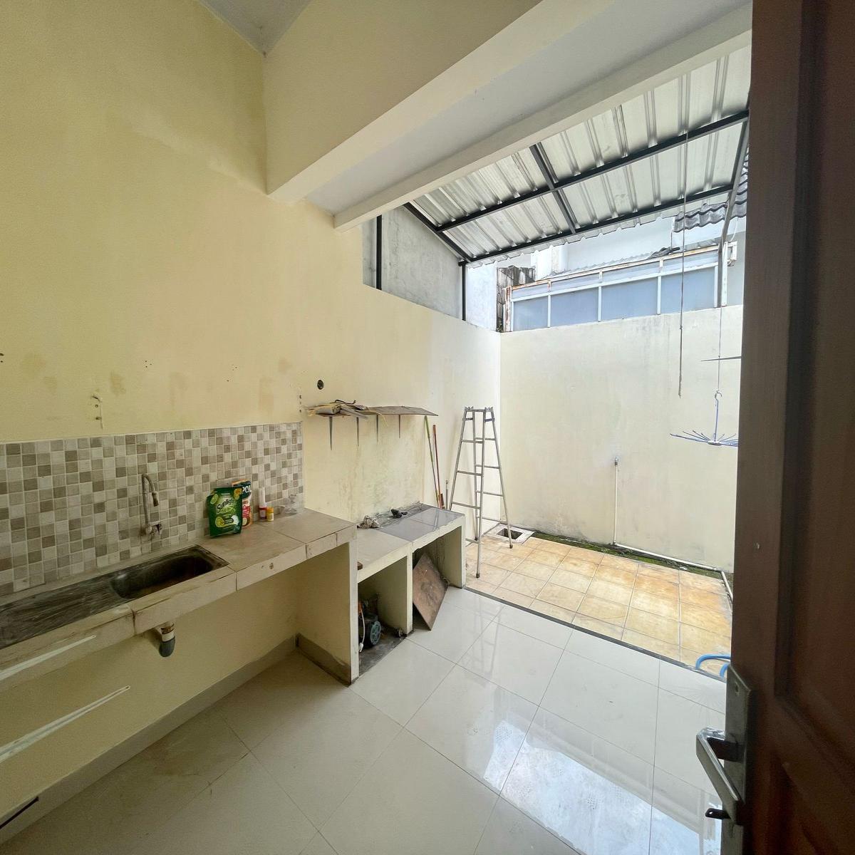 Disewakan Rumah di Cluster Gentan Solo - Foto 3