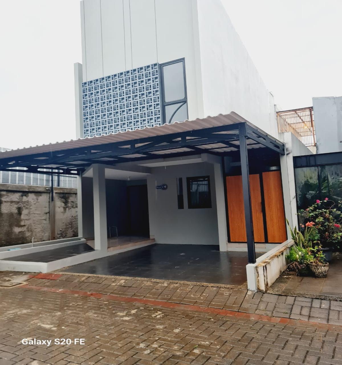 Dijual rumah minimalis di Serua Ciputat Tangerang Selatan
