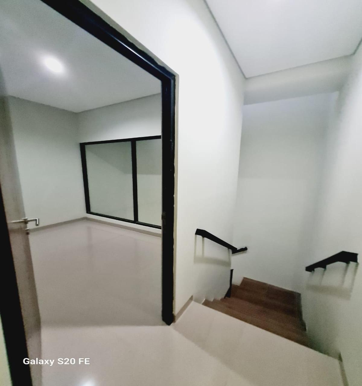 Dijual rumah minimalis di Serua Ciputat Tangerang Selatan - Foto 6