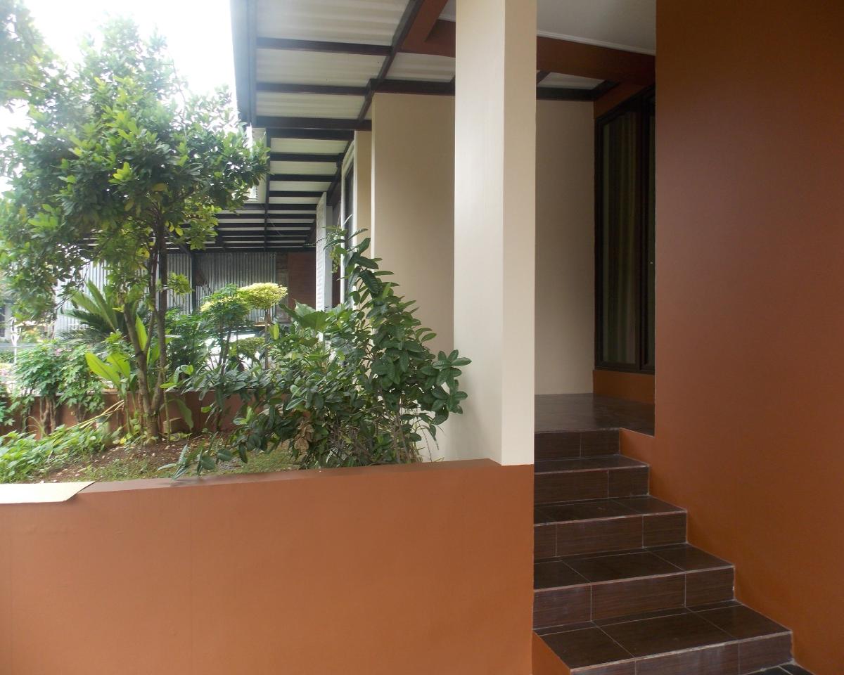 Rumah 2 lantai dapet AC di Discovery Bintaro Jaya Tangerang Selatan - Foto 3