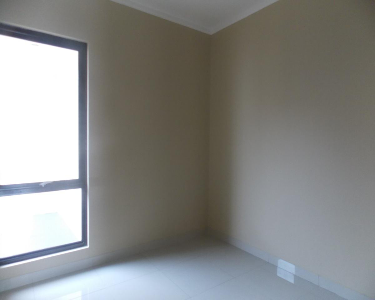 Rumah 2 lantai dapet AC di Discovery Bintaro Jaya Tangerang Selatan - Foto 8