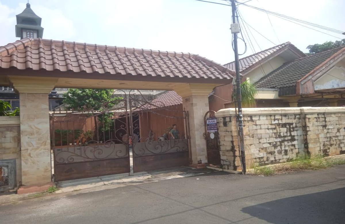 Dijual Rumah Luas 672 m² di Kebayoran Lama, Pondok Pinang