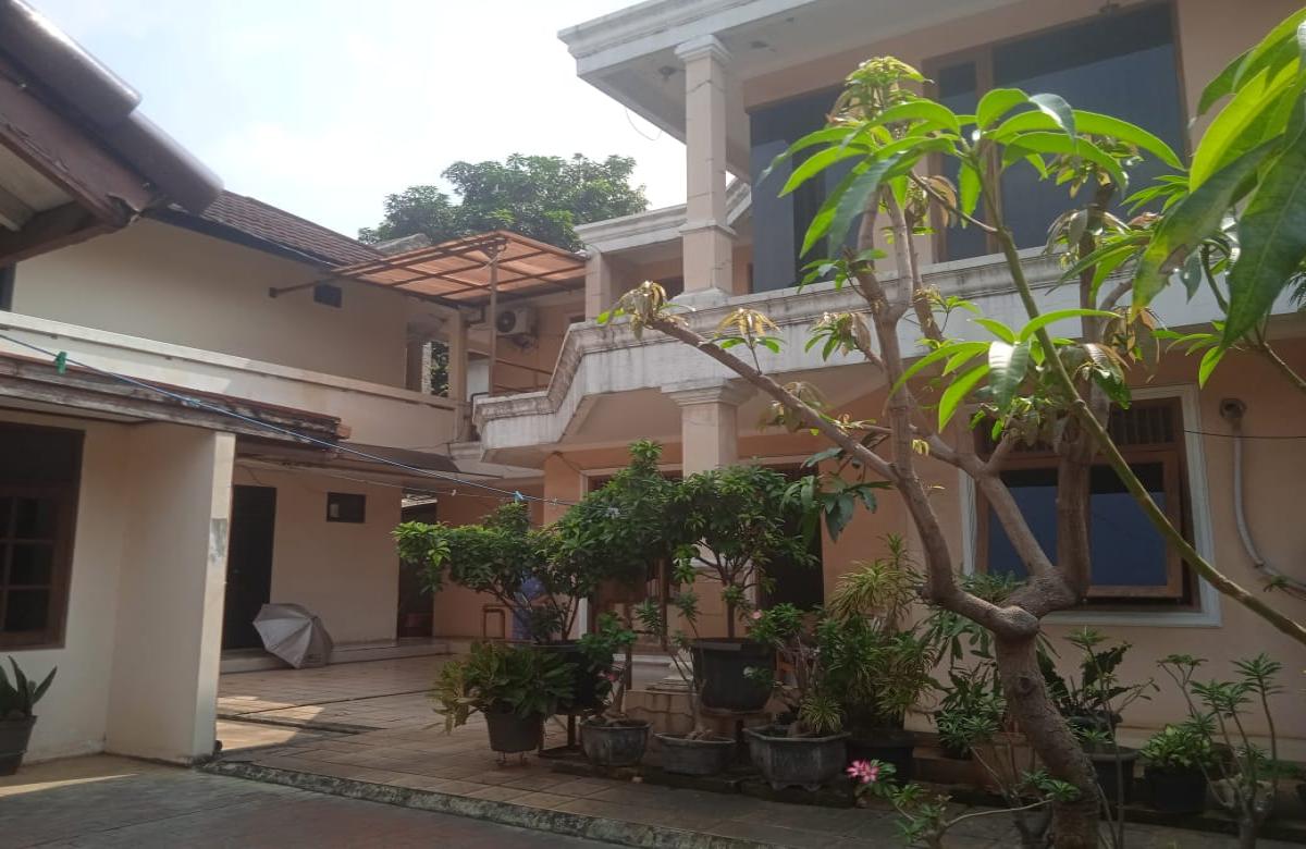 Dijual Rumah Luas 672 m² di Kebayoran Lama, Pondok Pinang - Foto 3