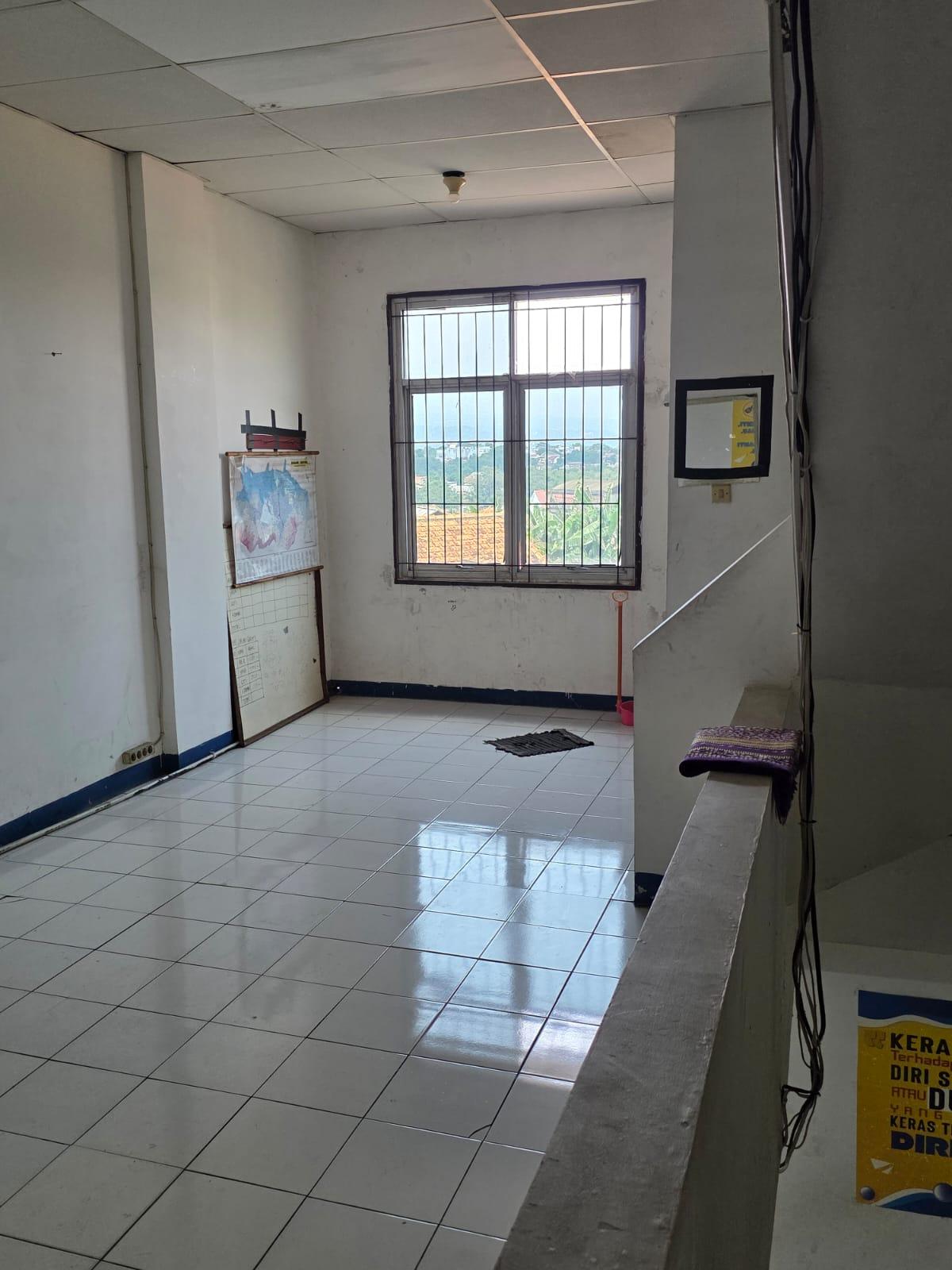 Disewakan Ruko Lokasi Premium di Jantung Kota Bogor – DR. Semeru - Foto 12