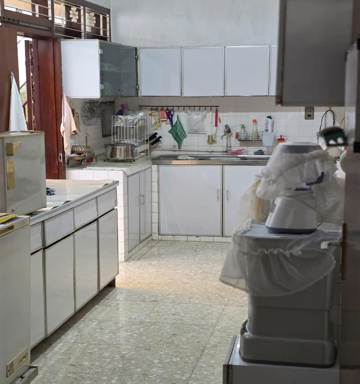 Dijual Rumah Nyaman di Pusat Kota Bogor, Dekat Istana - Pabaton Kota Bogor