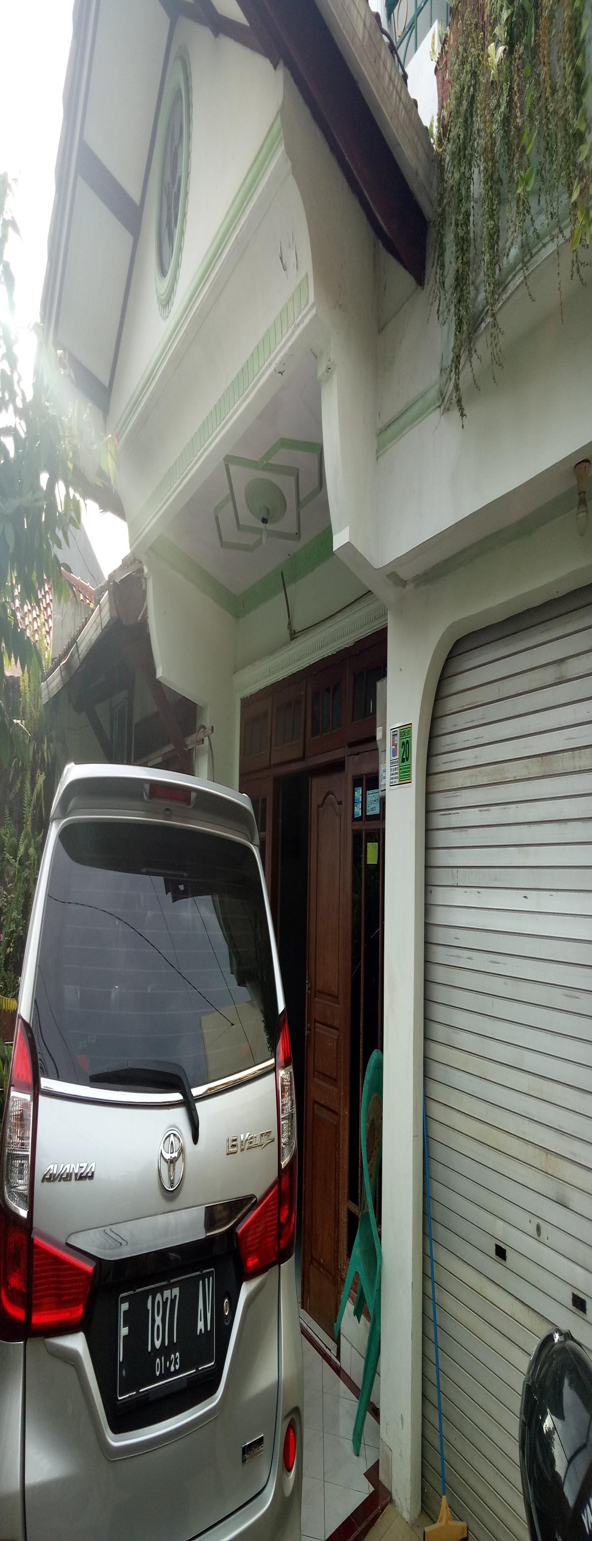 Rumah Dua Lantai Asri Minimalis - Foto 4