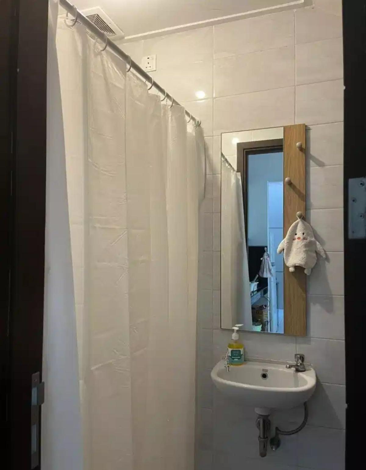 Dijual Rumah 2 Lantai di Fortune Essence – SHM, LT 72 LB 84, Harga 1,6 M Nego, Fasilitas Lengkap! - Foto 12