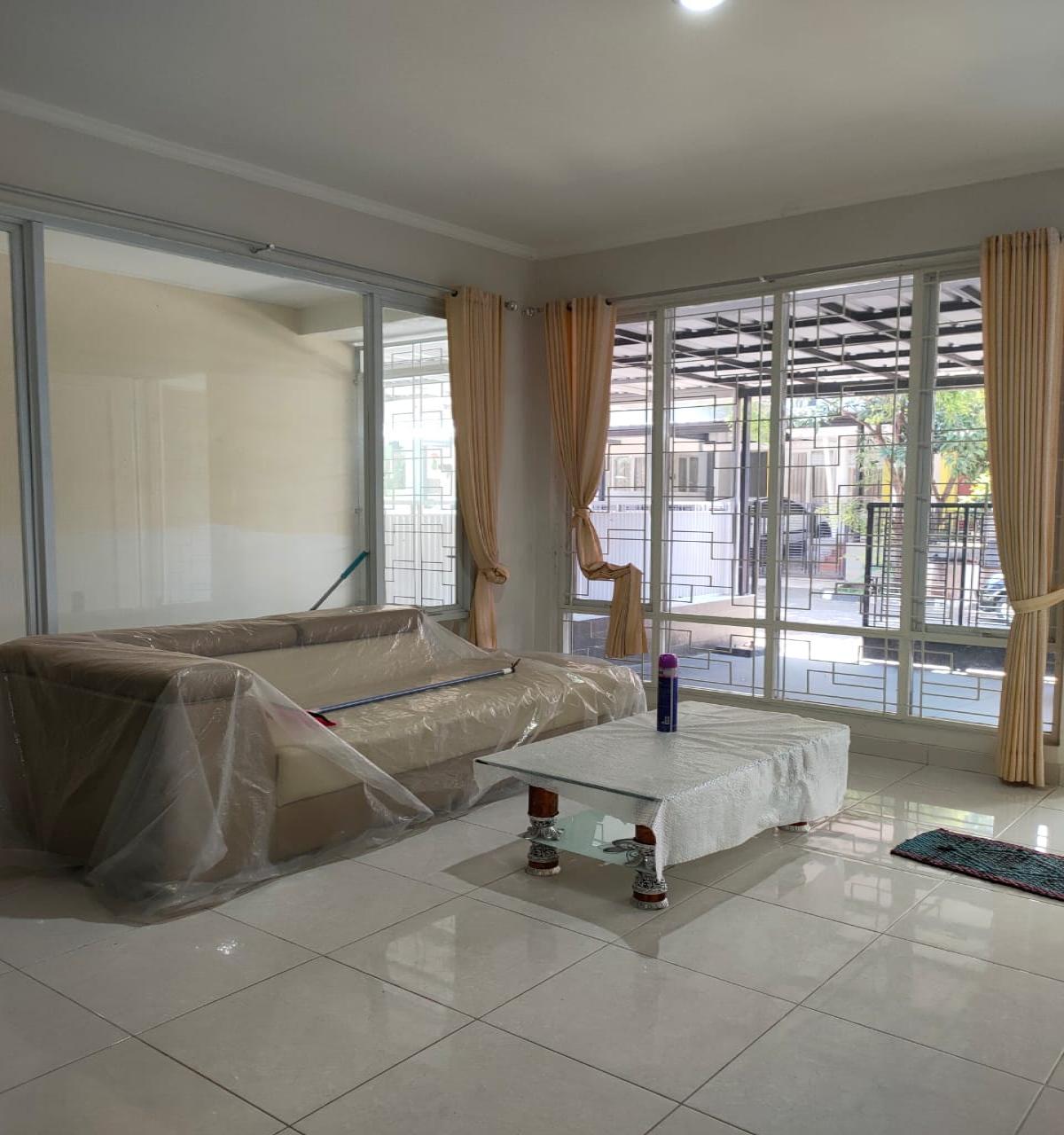 Rumah Dua Lantai Minimalis Modern Dalam Cluster - Foto 2