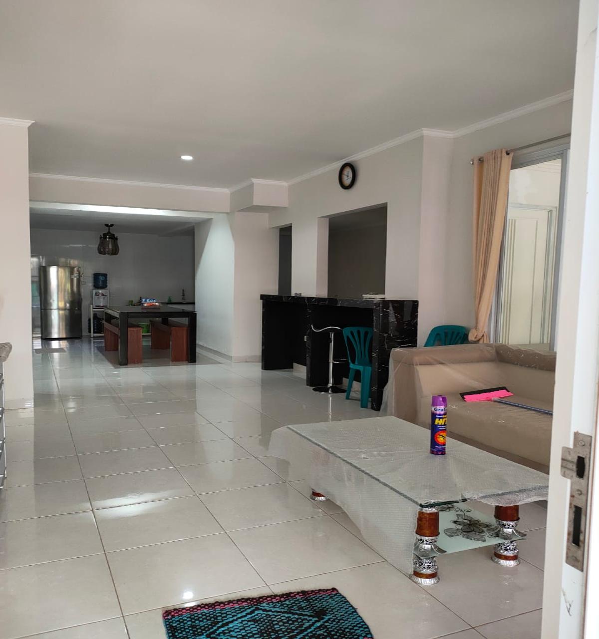 Rumah Dua Lantai Minimalis Modern Dalam Cluster - Foto 13