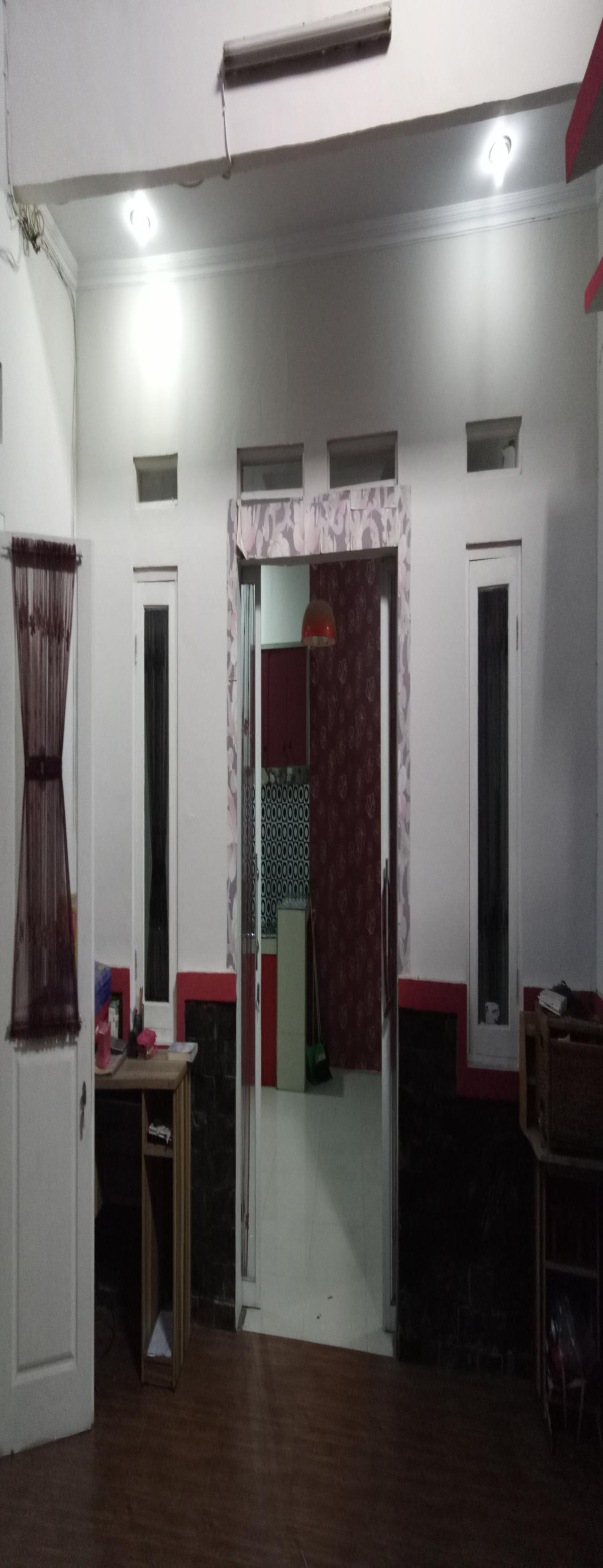 Rumah Pink Dua Lantai Bukit Cimanggu City - Foto 3