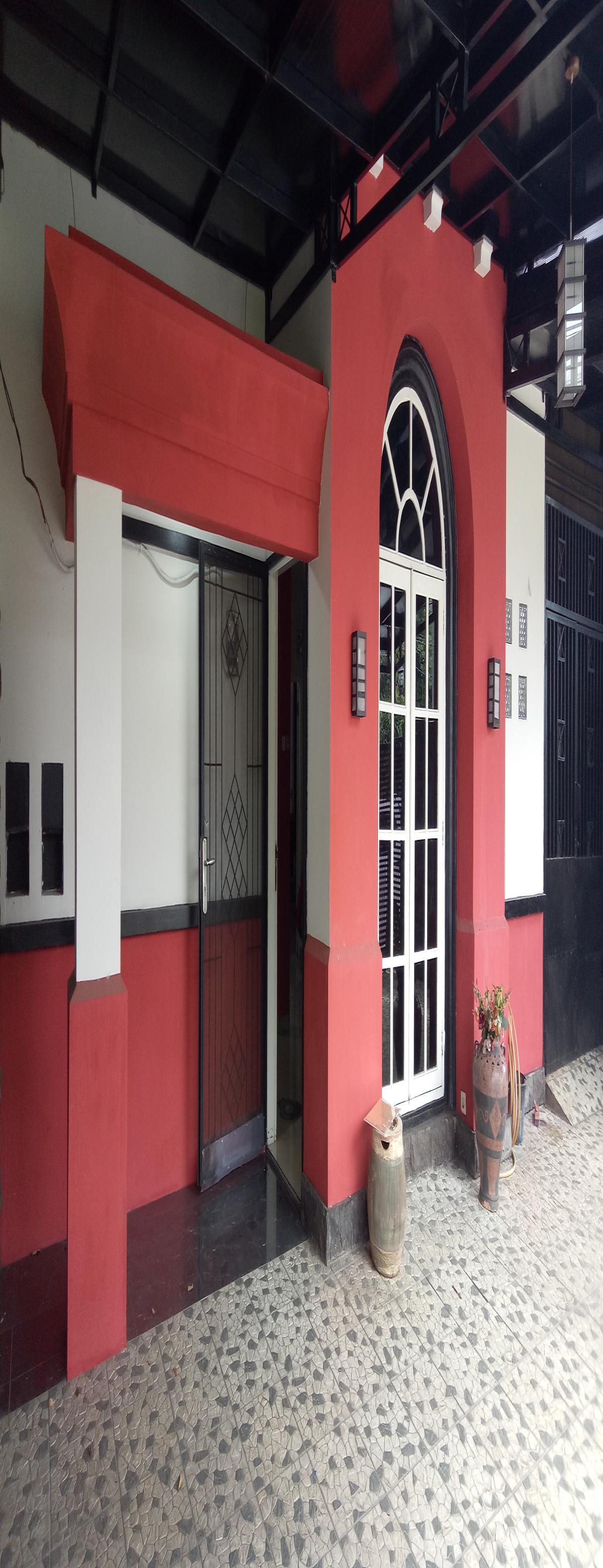 Rumah Pink Dua Lantai Bukit Cimanggu City - Foto 5