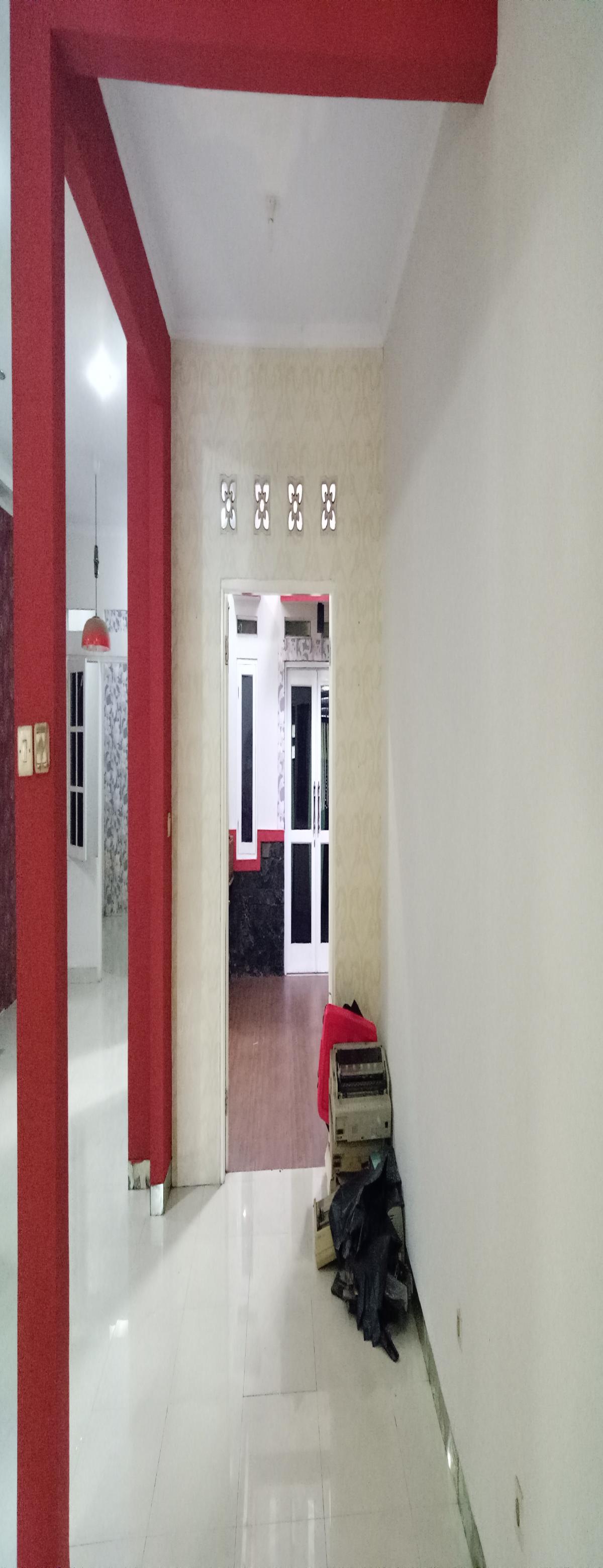 Rumah Pink Dua Lantai Bukit Cimanggu City - Foto 8