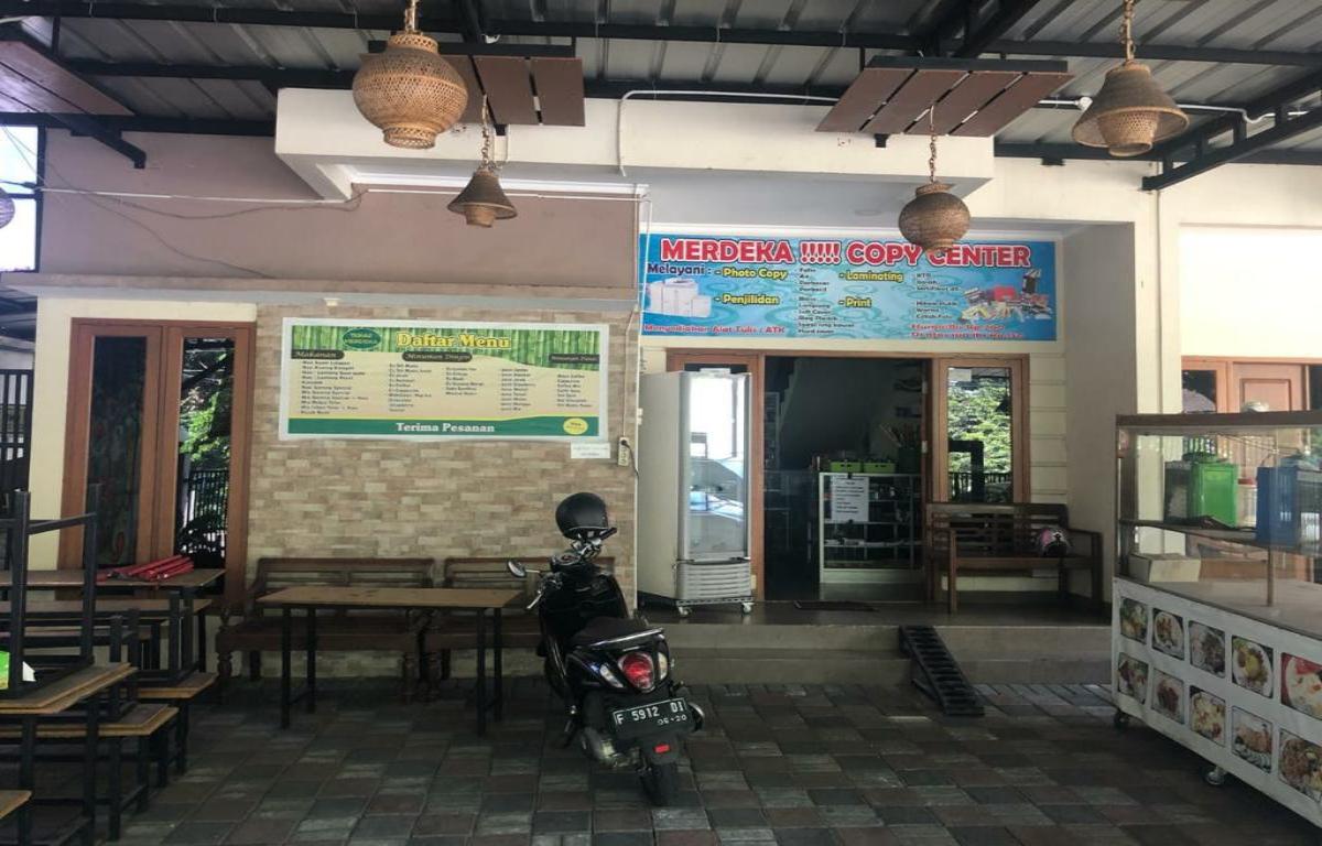 Rumah Kantor Dua Lantai Jalan Merdeka Ciwaringin Bogor Tengah