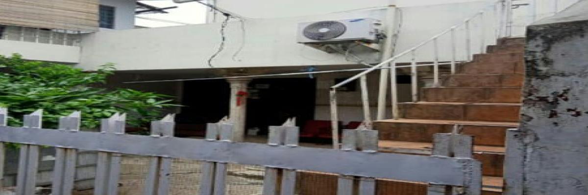 Rumah Kos Dua Lantai Jalan Haji Nawi Gg. Mesjid Jakarta Selatan - Foto 5