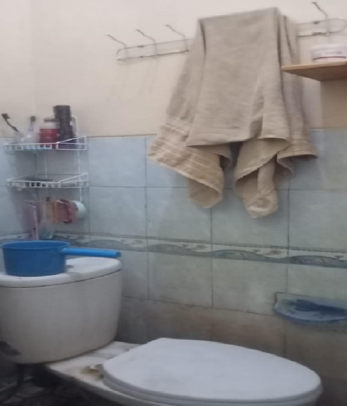 Dijual Rumah dekat Graha Raya di Komplek Pinang Indah, Tangerang - Foto 7