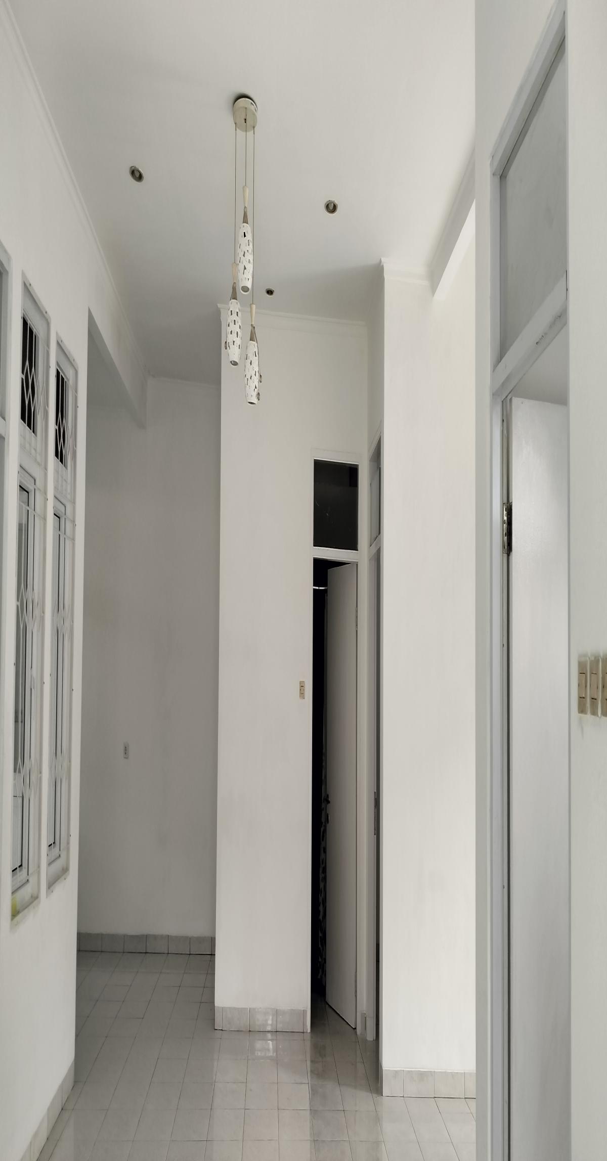 Rumah Asri Minimalis Dengan Taman Luas Hook Dalam Cluster - Foto 5