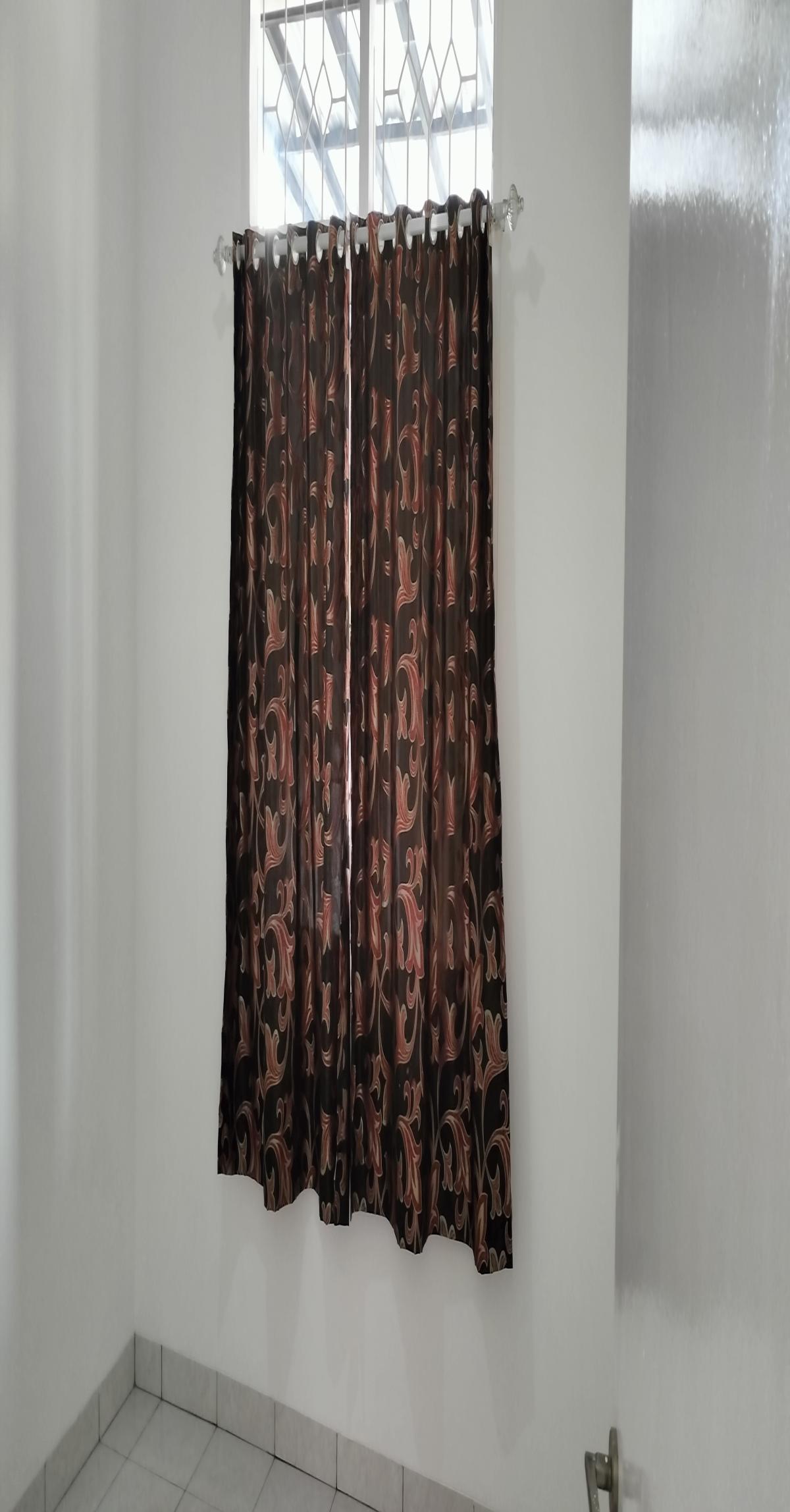 Rumah Asri Minimalis Dengan Taman Luas Hook Dalam Cluster - Foto 11