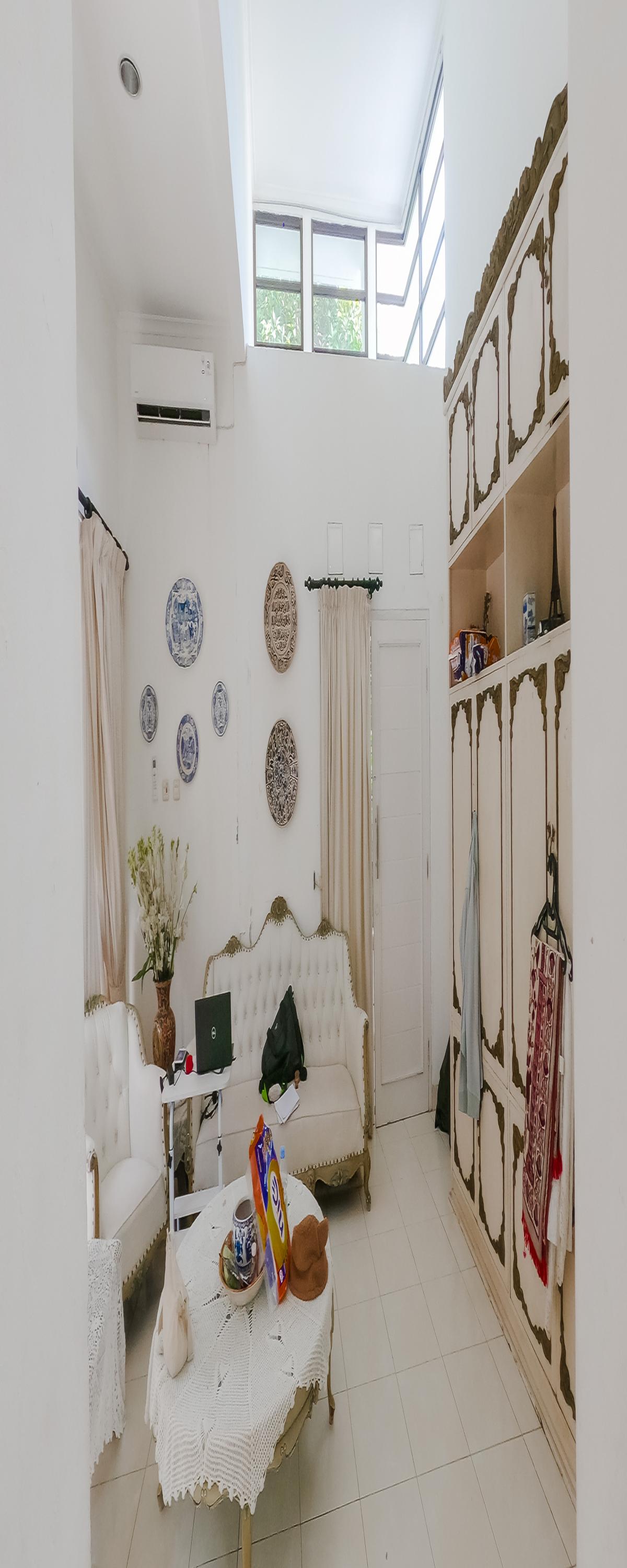 Rumah Hoek Luas 207m² Dijual Murah di Graha Raya Cluster Venice - Foto 9