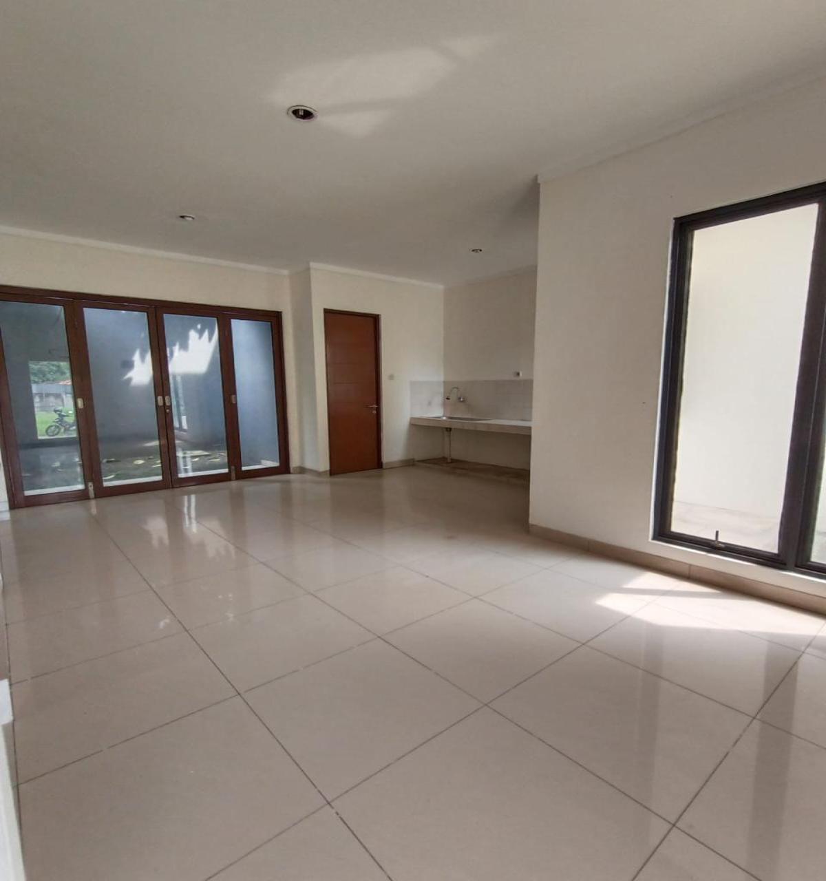 Dijual Rumah 2 Lantai di Cluster Fortune Belleza Graha Raya - Foto 2