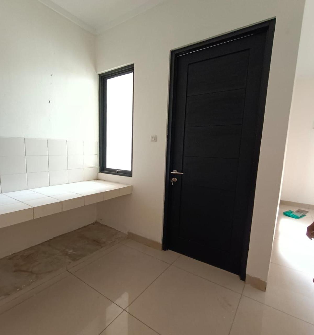 Dijual Rumah 2 Lantai di Cluster Fortune Belleza Graha Raya - Foto 3