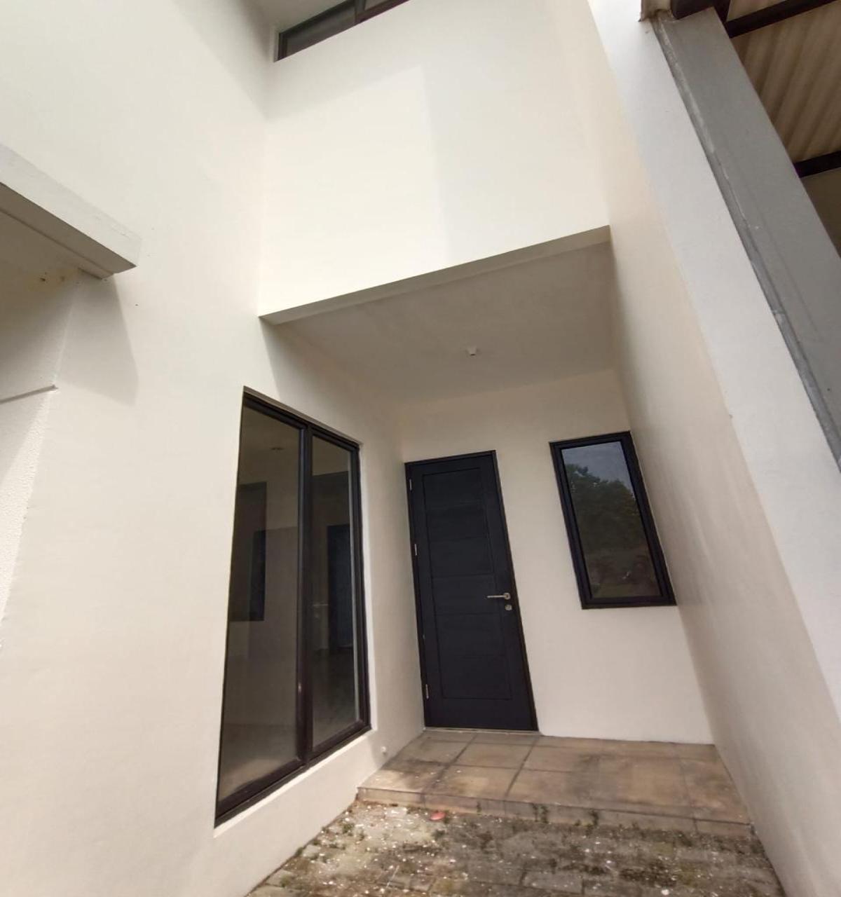 Dijual Rumah 2 Lantai di Cluster Fortune Belleza Graha Raya - Foto 5