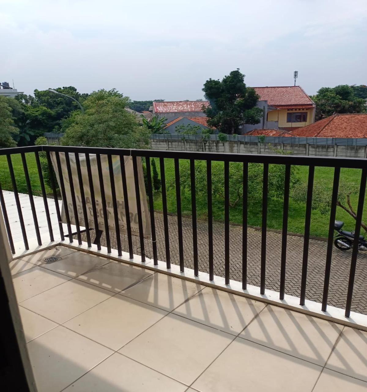 Dijual Rumah 2 Lantai di Cluster Fortune Belleza Graha Raya - Foto 9