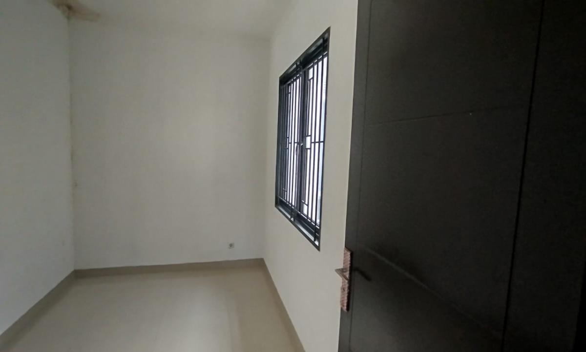 Dijual Rumah Hoek Minimalis di Bintaro, Tangerang Selatan - Foto 5