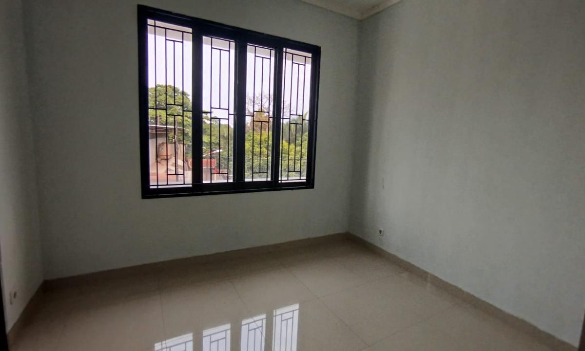 Dijual Rumah Hoek Minimalis di Bintaro, Tangerang Selatan - Foto 6