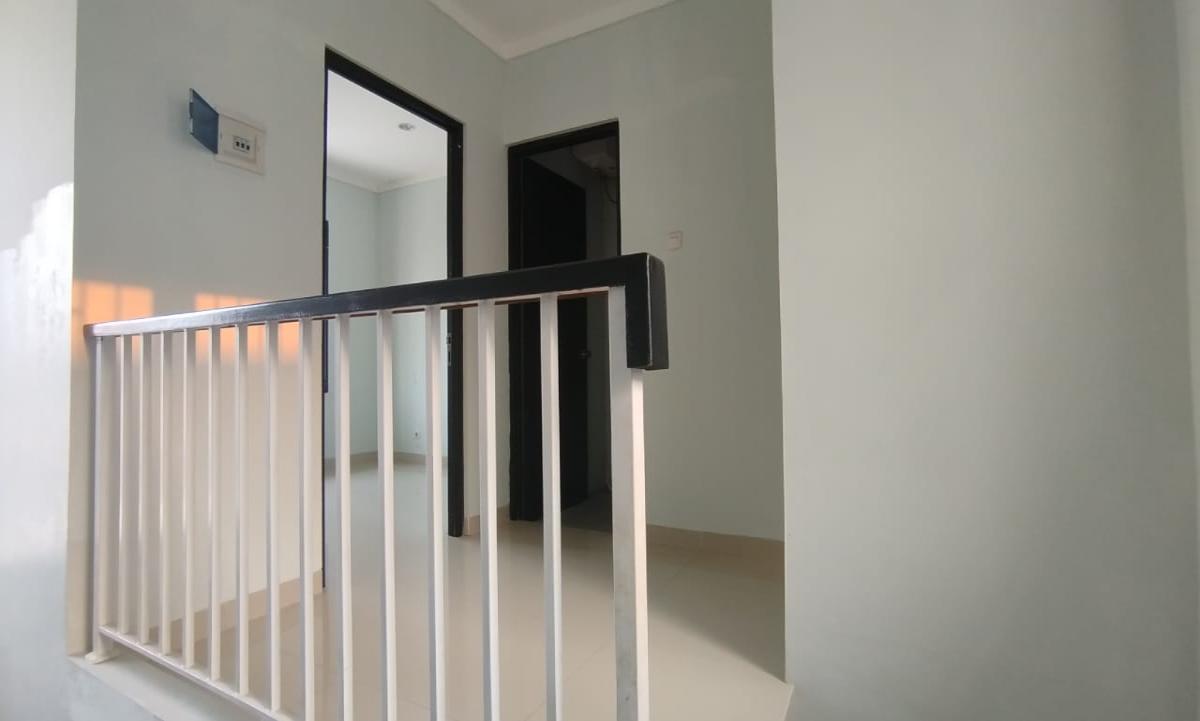 Dijual Rumah Hoek Minimalis di Bintaro, Tangerang Selatan - Foto 7