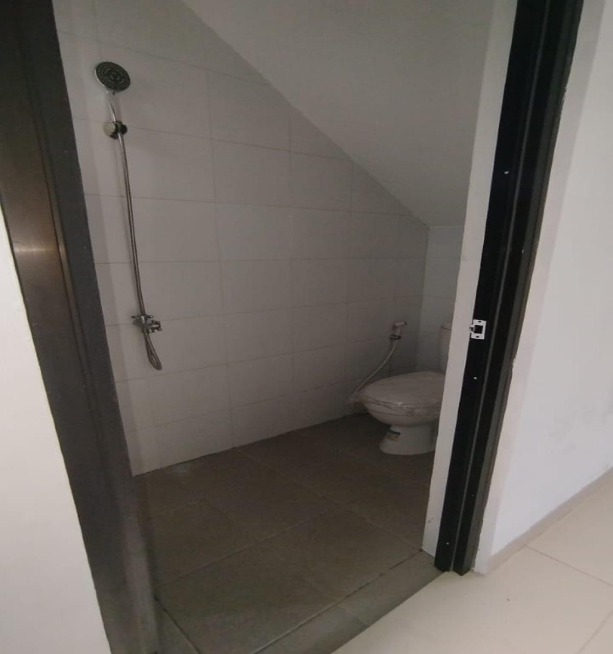 Dijual Rumah Hoek Minimalis di Bintaro, Tangerang Selatan - Foto 8