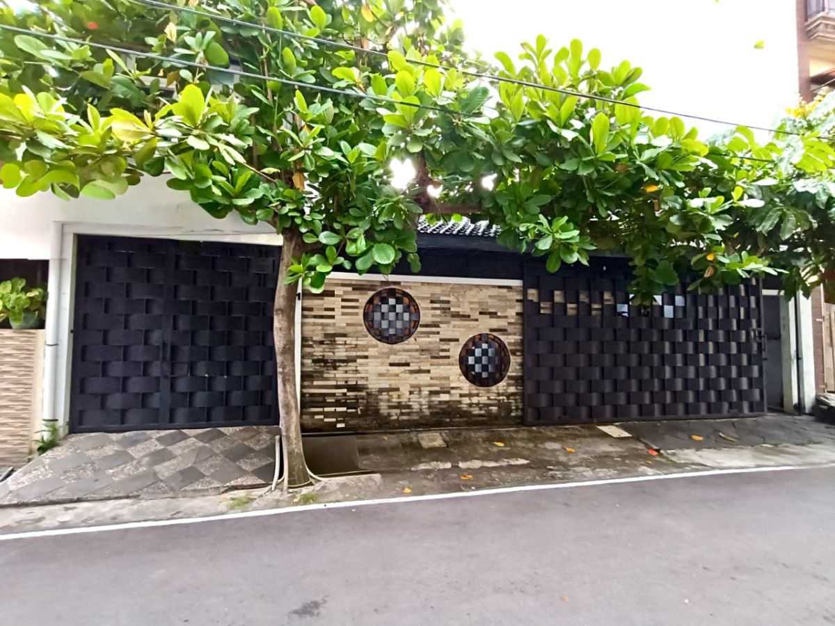 Dijual Rumah Bagus 1½ Lantai Siap Pakai, Lokasi di Gonilan, Kartasura, Solo