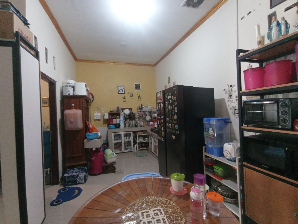 Dijual Rumah Bagus Strategis Siap Pakai di Gedongan Colomadu Solo - Foto 3