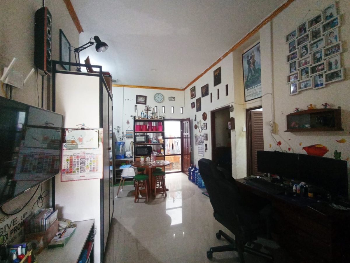 Dijual Rumah Bagus Strategis Siap Pakai di Gedongan Colomadu Solo - Foto 4