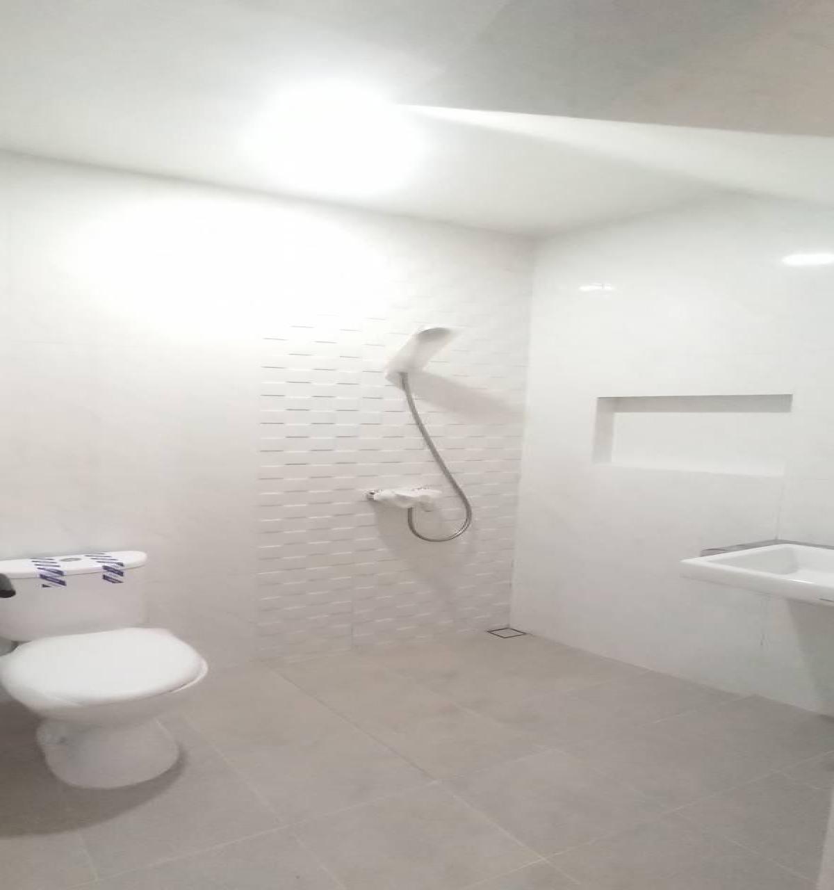 Turun Harga Rumah Modern @Dian Istana Surabaya - Foto 3