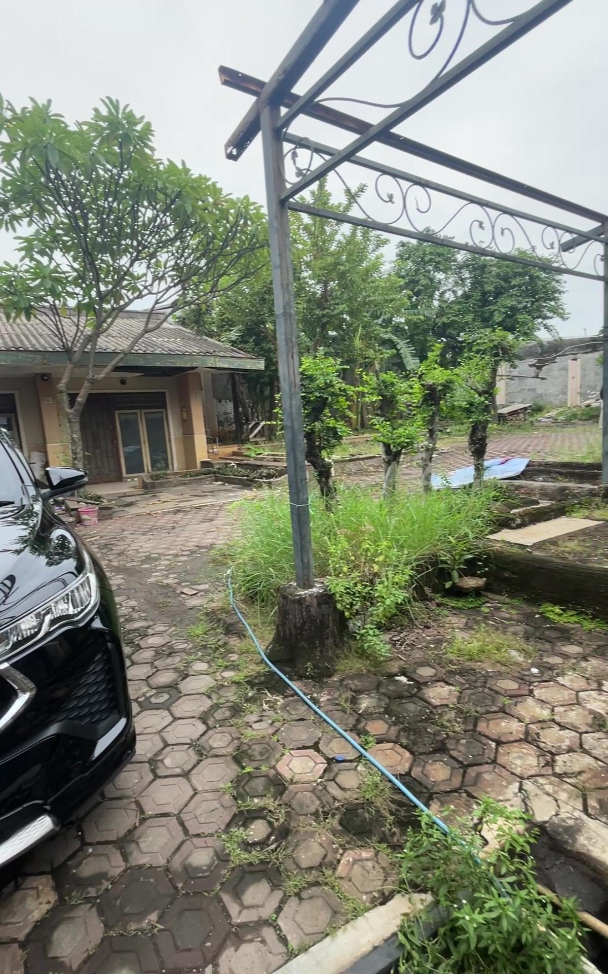 Rumah Bagus Besar Cocok untuk Kantor di Jl. Widoharjo ,Semarang Timur Bisa Nego - Foto 4