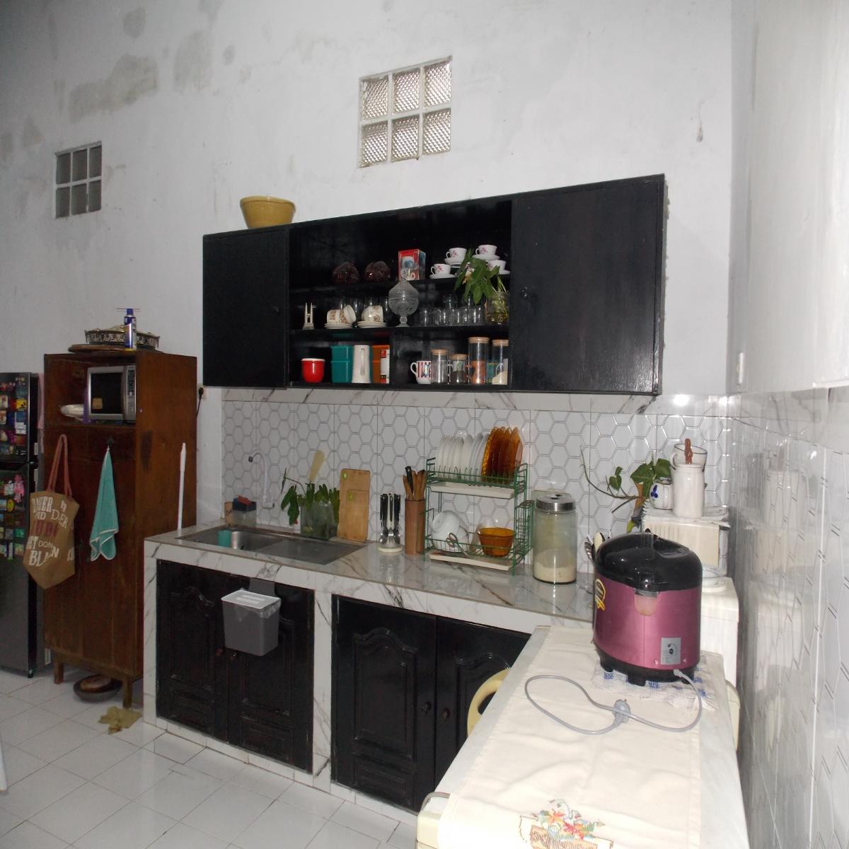 Rumah Cocok untuk di Buat Usaha Kos Kosan Lokasi Oke di Kemayoran - Foto 3