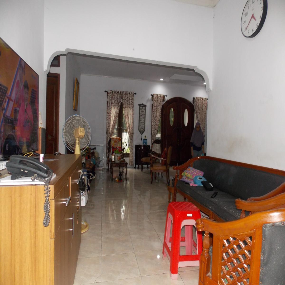 Rumah Cocok untuk di Buat Usaha Kos Kosan Lokasi Oke di Kemayoran - Foto 4