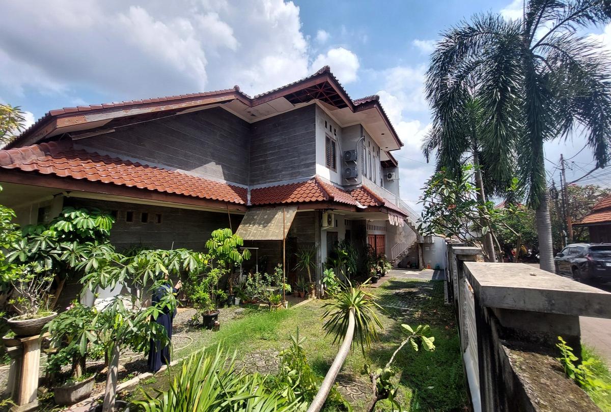 Dijual Rumah Mewah di Deplu Adam Malik, Jakarta Selatan