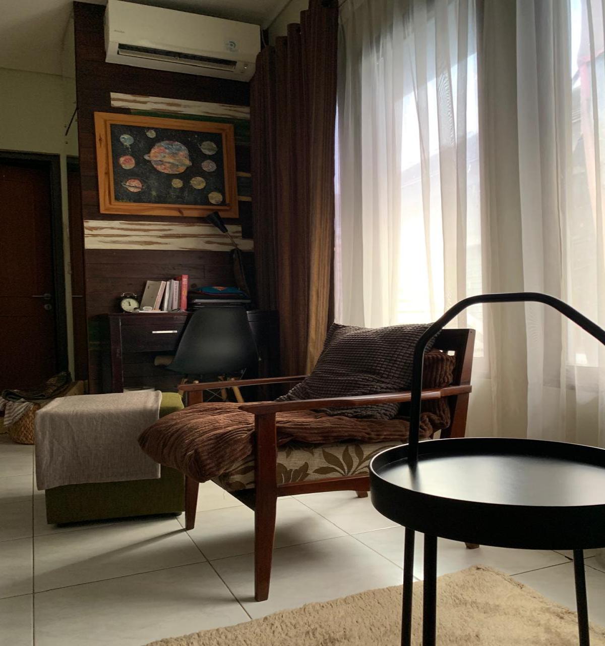 Rumah minimalis 2 lantai di Emerald Bintaro Tangerang Selatan - Foto 6