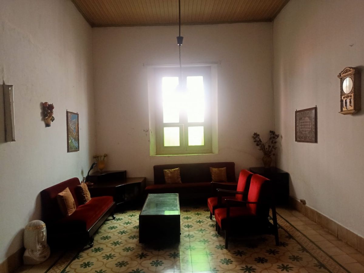 Dijual Rumah Bangunan Kuno Kokoh & Kuat Hitung Tanah, Dekat Jalan Kapten Mulyadi, Jebres, Solo - Foto 5