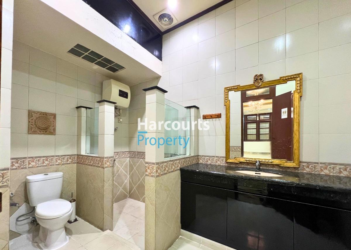 Disewa Rumah Klasik Bisa untuk usaha Area Jl. Gandaria Kebayoran Baru - Foto 2