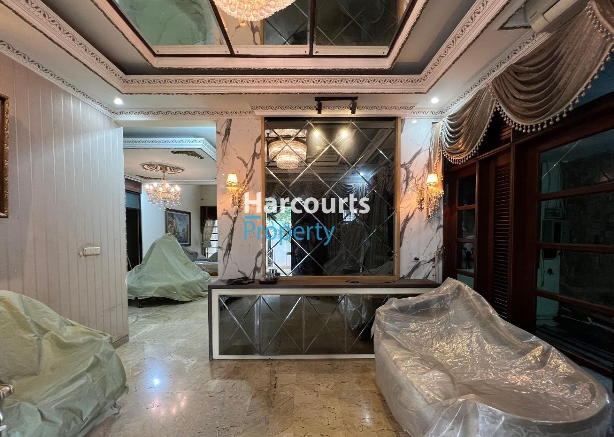 Disewa Rumah Klasik Bisa untuk usaha Area Jl. Gandaria Kebayoran Baru - Foto 3