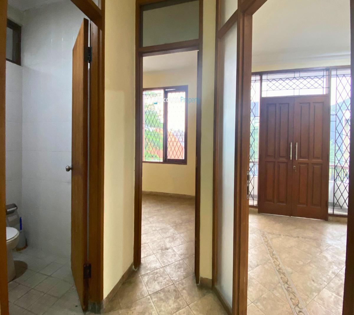 Disewakan Rumah Bagus Lokasi Sangat Strategis Area Kebayoran Baru - Foto 7